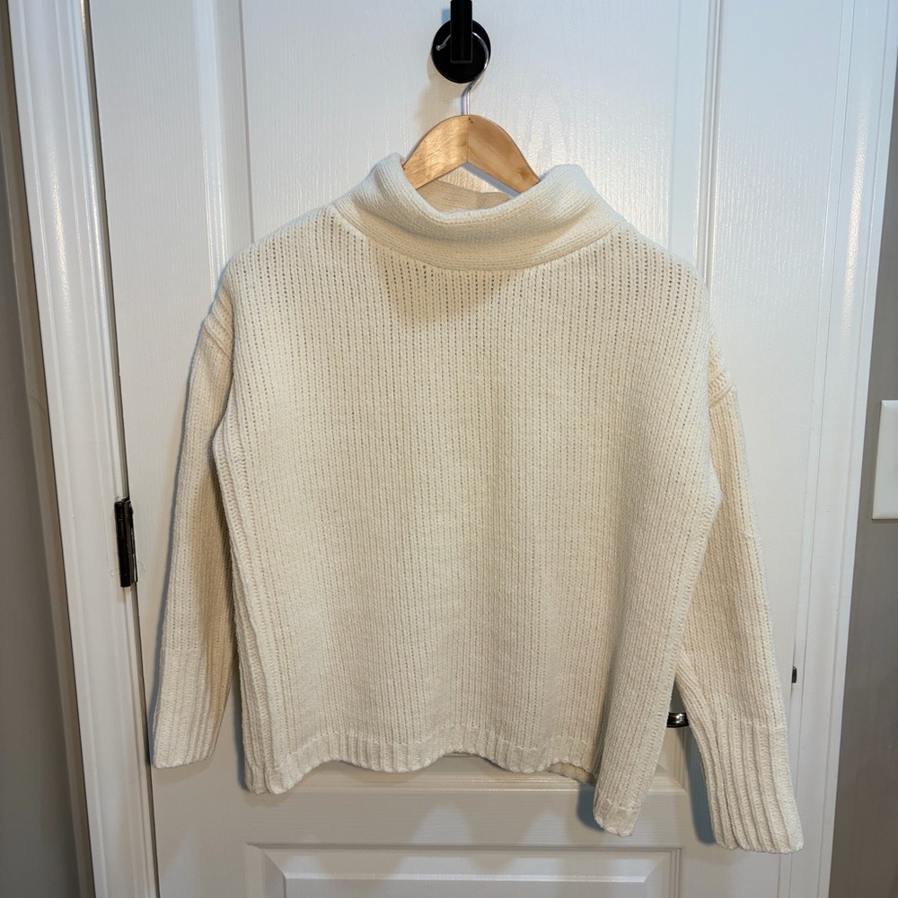 Catherine Malandrino Cream Ribbed Mock Neck Sweater S